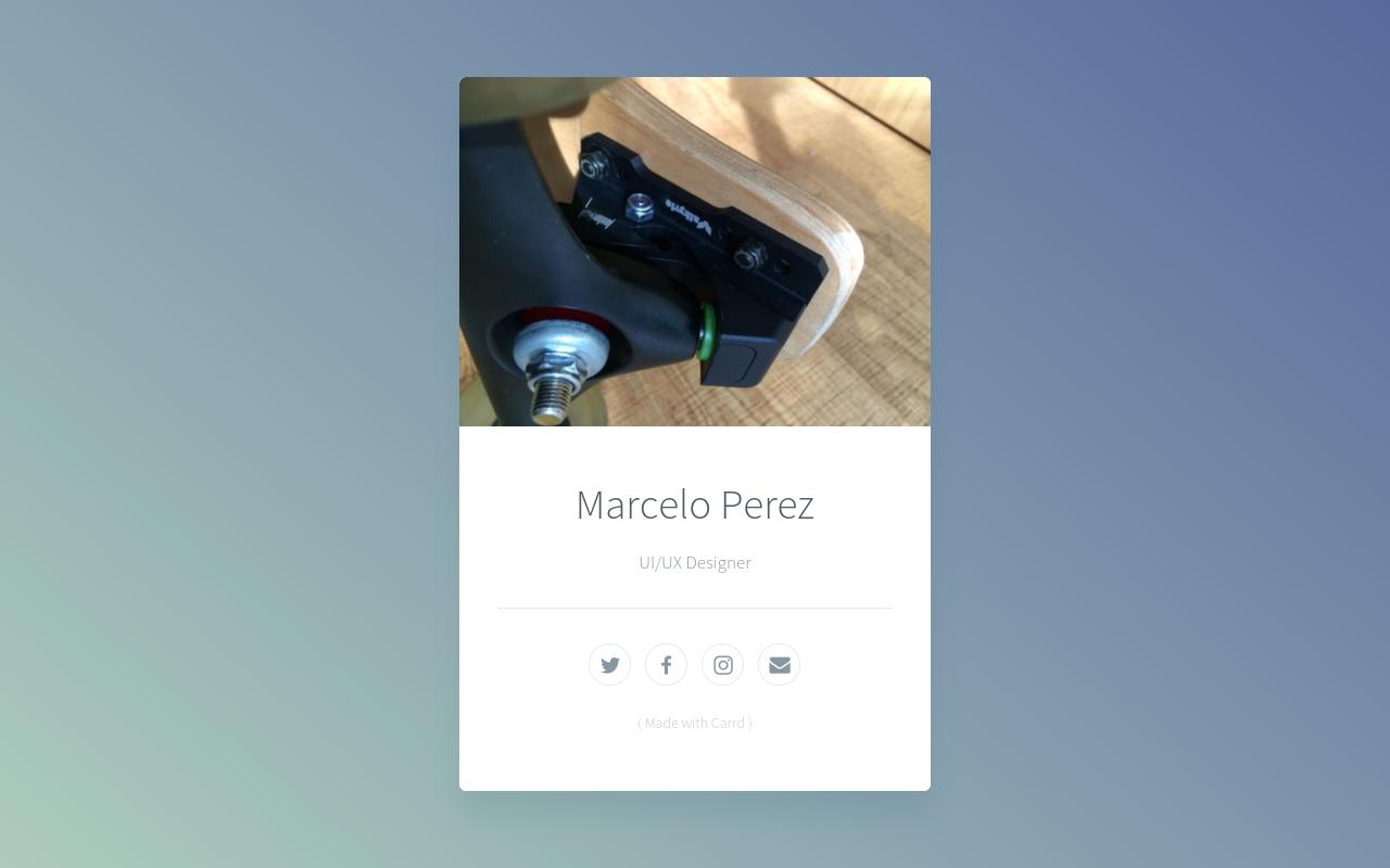 Carrd profile picture for @marcelo